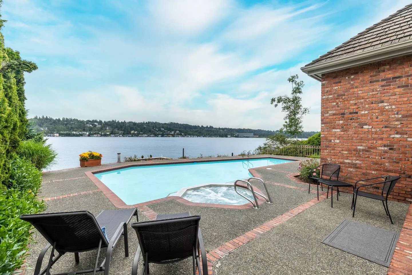 Stunning Waterfront Mansion